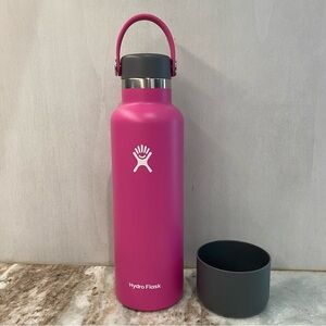 Like New Hydro Flask 21 oz Standard Mouth - Carnation Pink + Boot